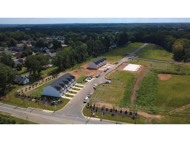 Photo of 2009 Hillman Way