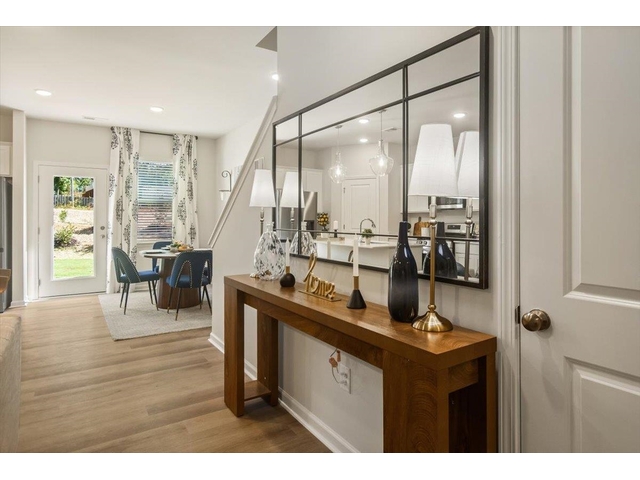 Photo of 2009 Hillman Way