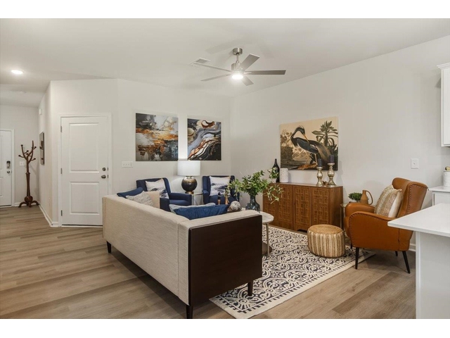 Photo of 2009 Hillman Way