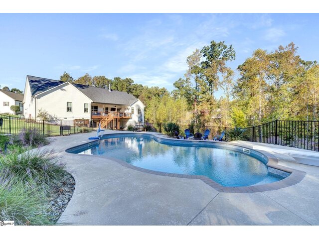 Photo of 35 Blue Gill Drive Photo of 35 Blue Gill Drive