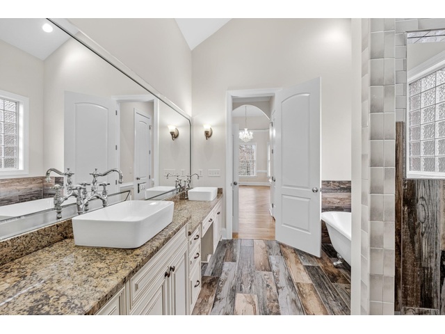 Photo of 236 Horseshoe Lake Road