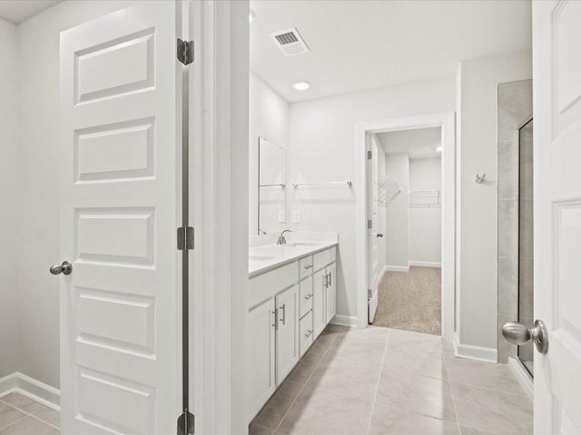 Photo of 221 Maxwell Drive Photo of 221 Maxwell Drive