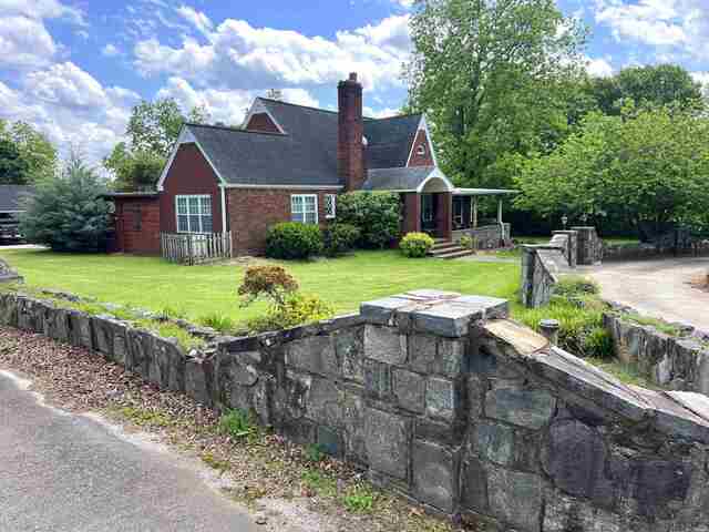 Photo of 510 E Earle Street