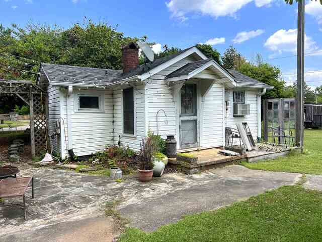 Photo of 510 E Earle Street