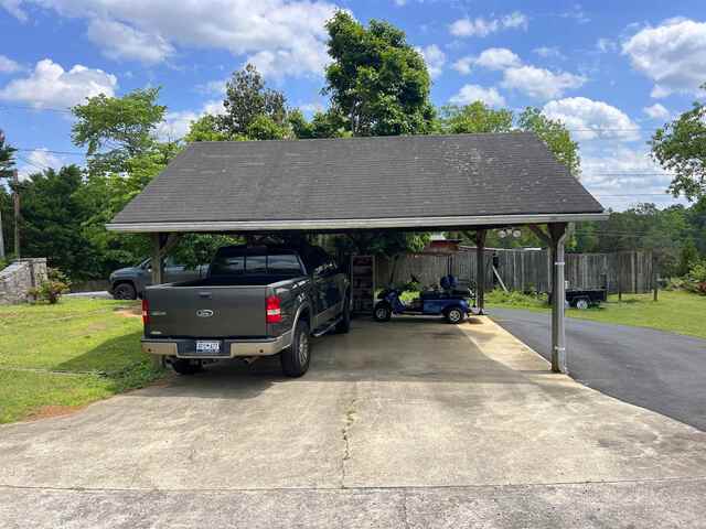Photo of 510 E Earle Street