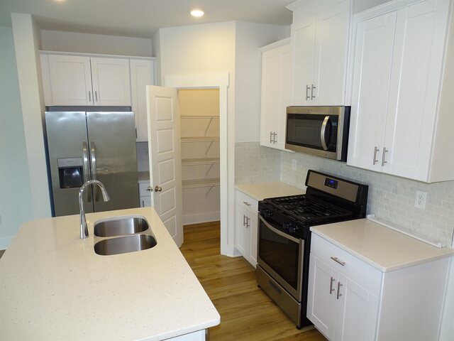 Photo of 635 Millwright Way