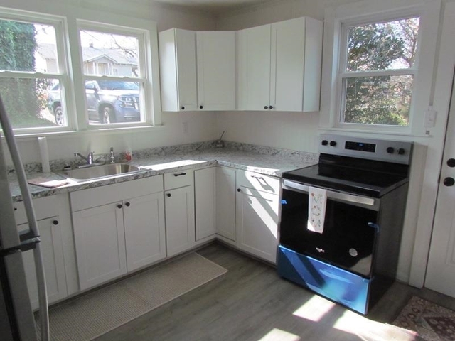Photo of 255 Brenton Avenue Photo of 255 Brenton Avenue