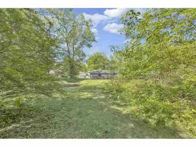 Photo of 110 Oak Drive Photo of 110 Oak Drive