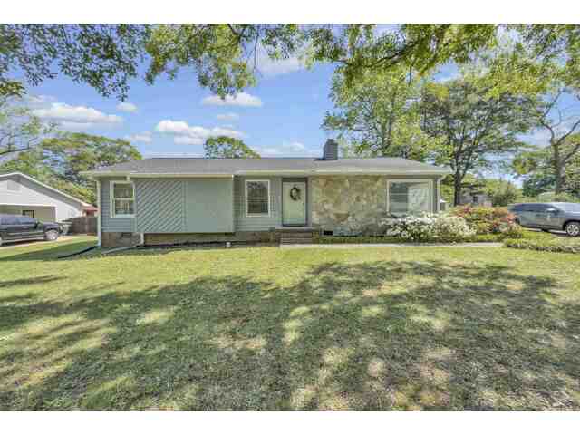 Photo of 110 Oak Drive Photo of 110 Oak Drive