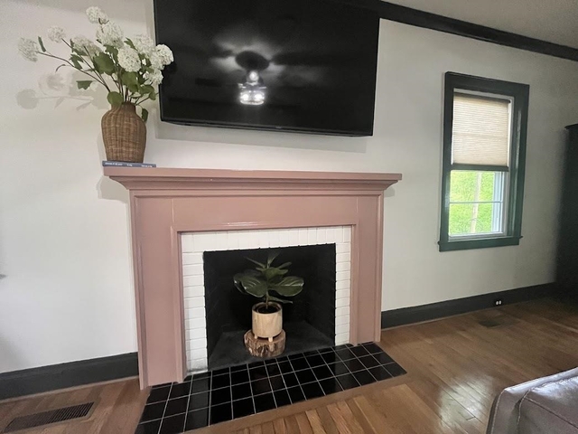Photo of 202 Pine St