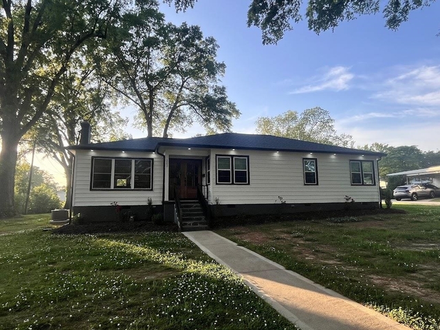 Photo of 202 Pine St