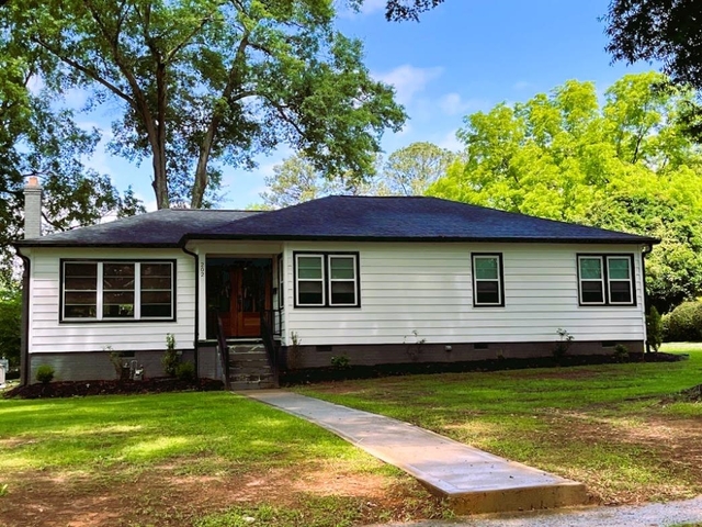 Photo of 202 Pine St