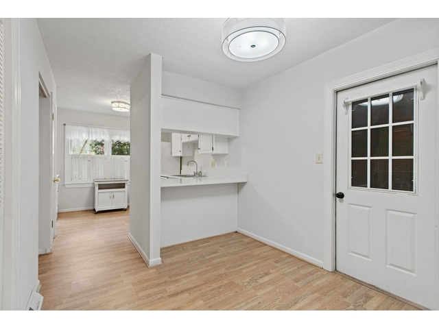 Photo of 13 Forest Oaks Way