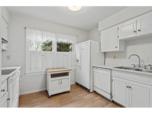 Photo of 13 Forest Oaks Way