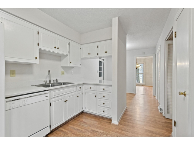 Photo of 13 Forest Oaks Way