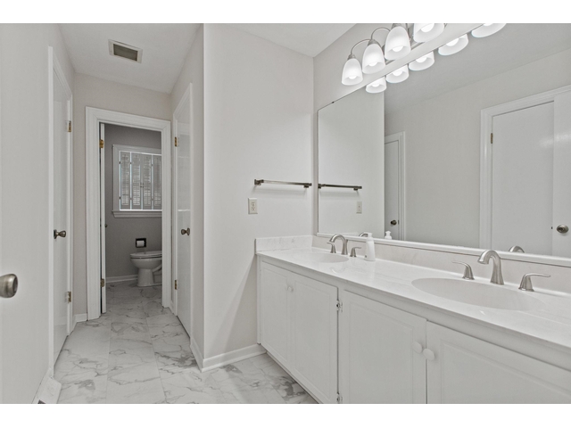 Photo of 13 Forest Oaks Way