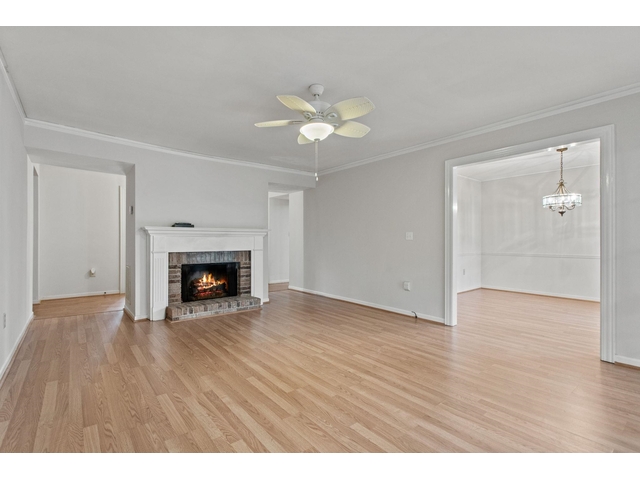 Photo of 13 Forest Oaks Way