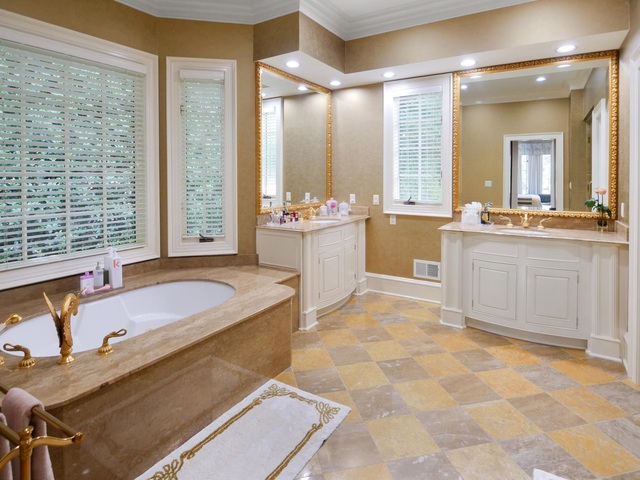 Photo of 165 Saint Andrews Drive Photo of 165 Saint Andrews Drive