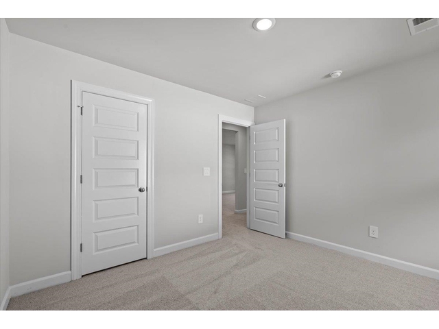 Photo of 502 harben Drive