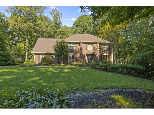 Photo of 1228 Shadowood Drive