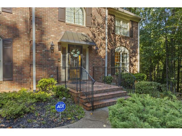 Photo of 1228 Shadowood Drive