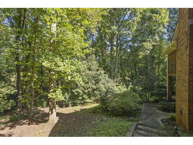 Photo of 1228 Shadowood Drive
