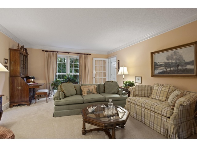 Photo of 1228 Shadowood Drive